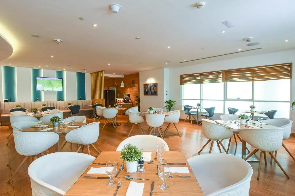 Restaurant, Premier Inn Silicon Oasis, Dubai