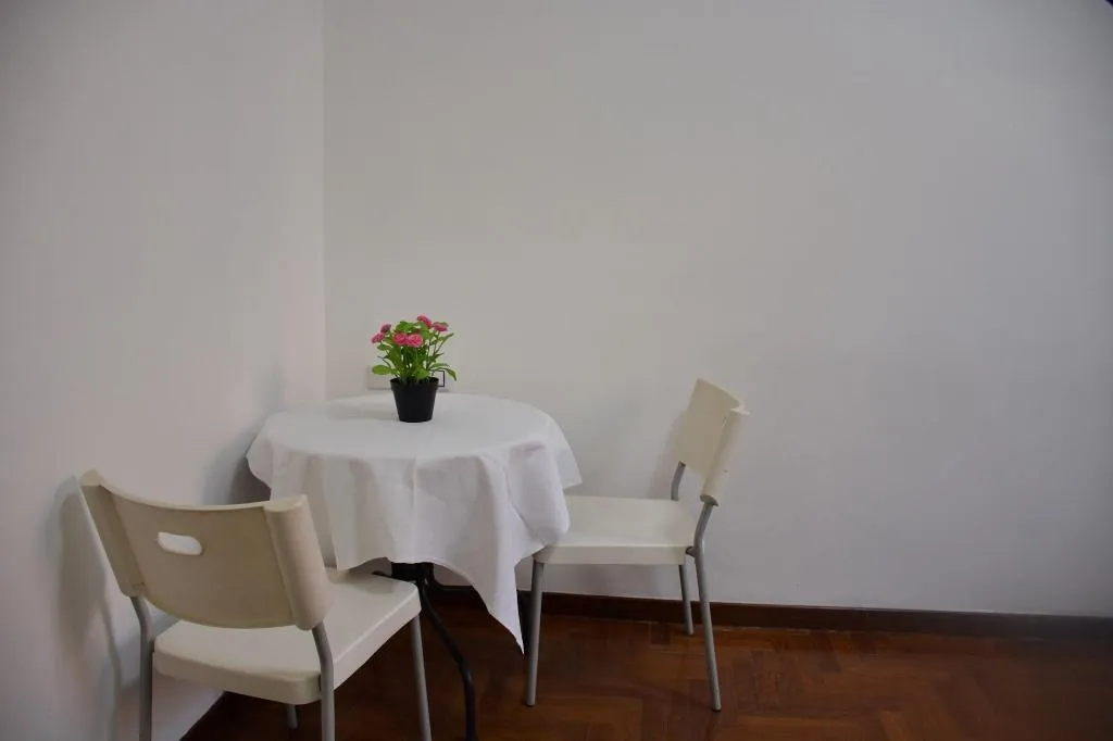 Room, Roma Hotel Srls, Naples