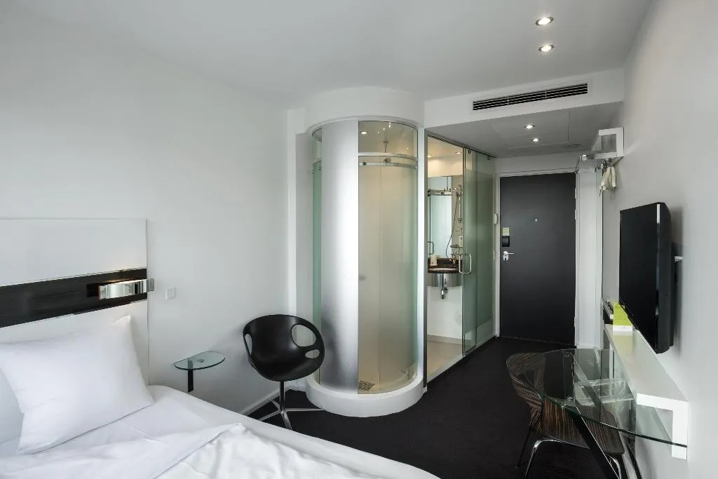 DOUBLE STANDARD Room, Wakeup Copenhagen Borgergade, Copenhagen
