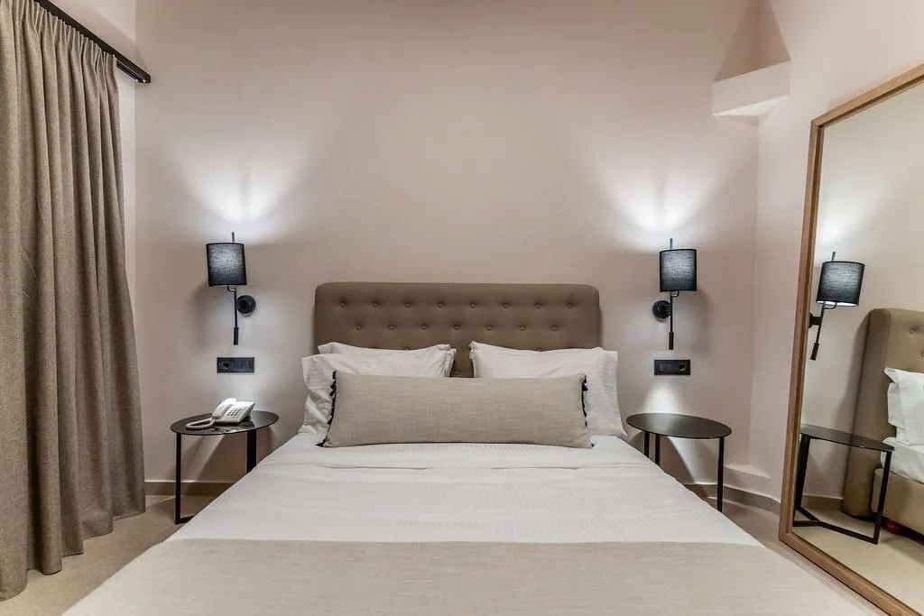 Room, Hotel Eucalyptus, Santorini