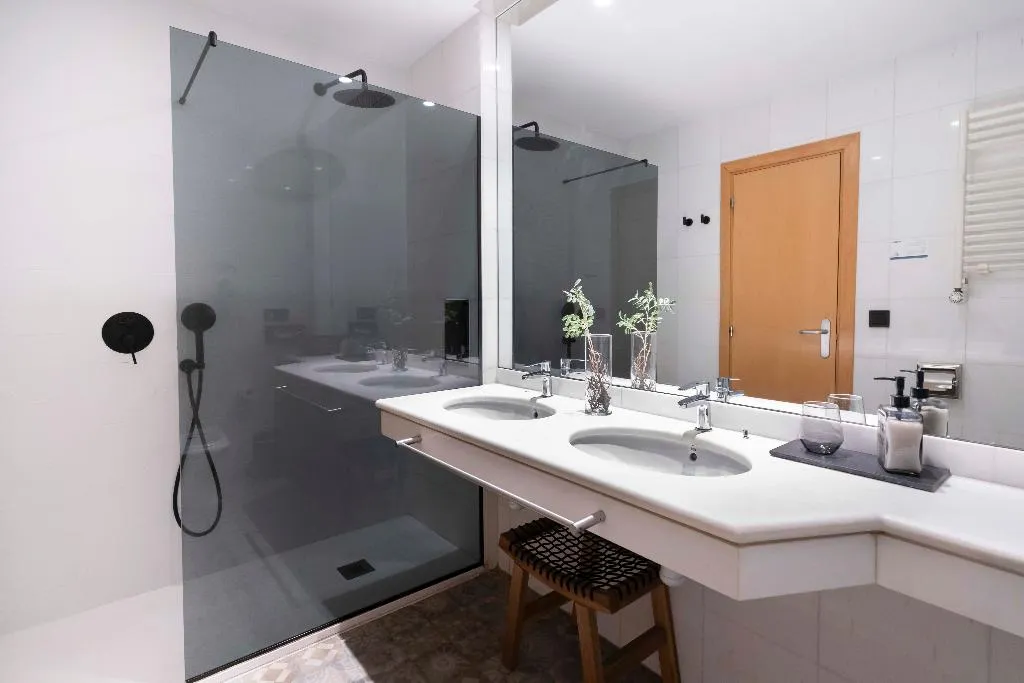 TRIPLE STANDARD Room, YOU & CO. J. Botánico Boutique, Valencia