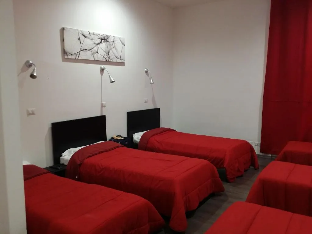 Room, The Roma House, Naples