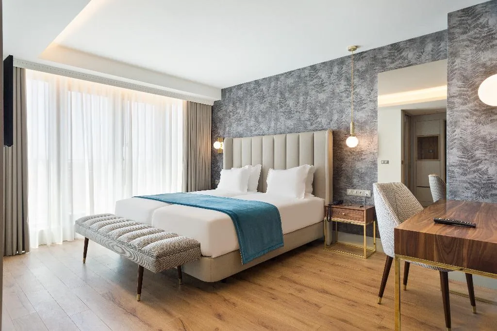 DOUBLE SUPERIOR Room, Acta The Avenue, Porto