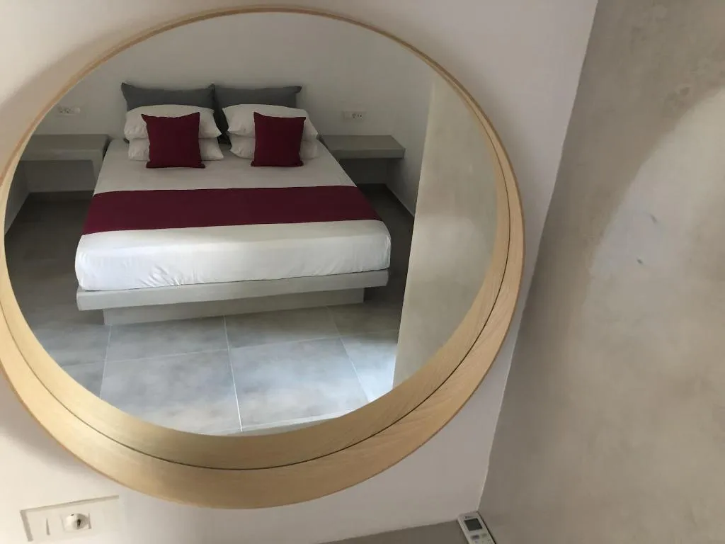 Room, Dragonfly Villas, Santorini