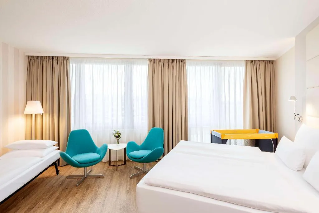 Room, NH Berlin Alexanderplatz, Berlin
