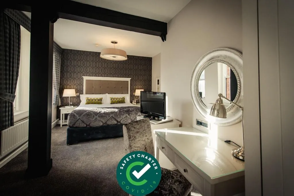 DOUBLE DELUXE Room, Isaac's Cork, Cork