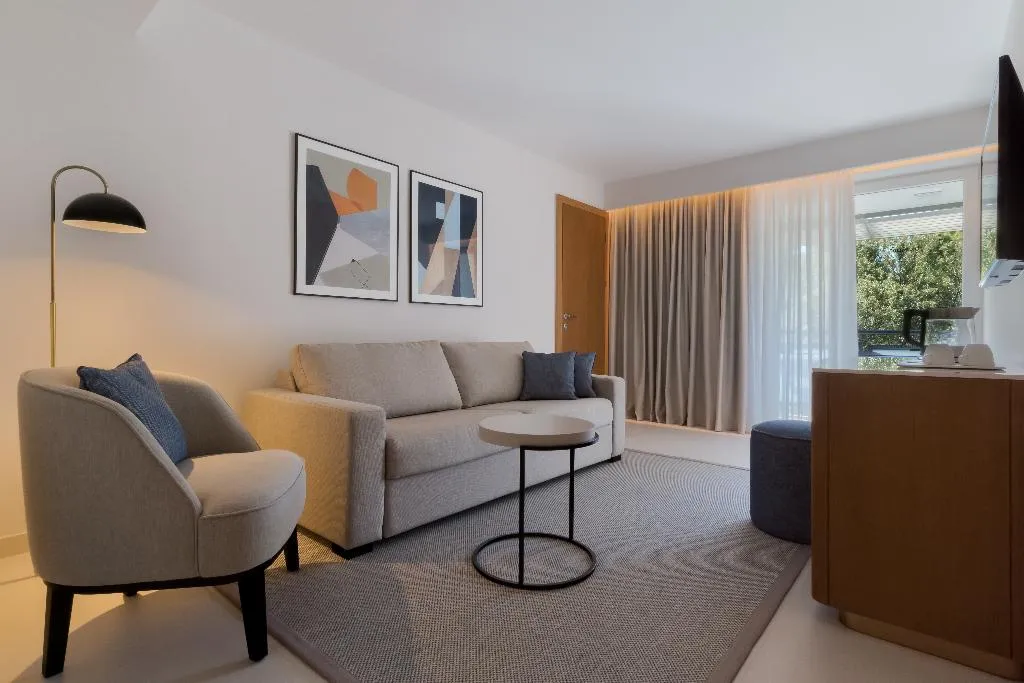 JUNIOR SUITE STANDARD Room, Bluesun Hotel Elaphusa, Split