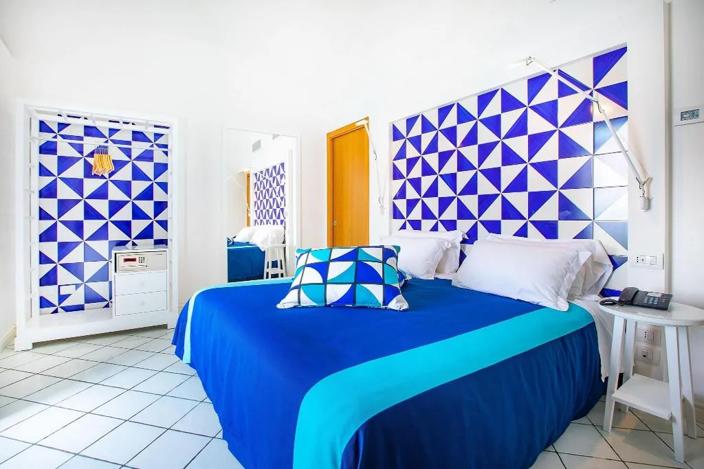 Room, Torre Barbara, Naples