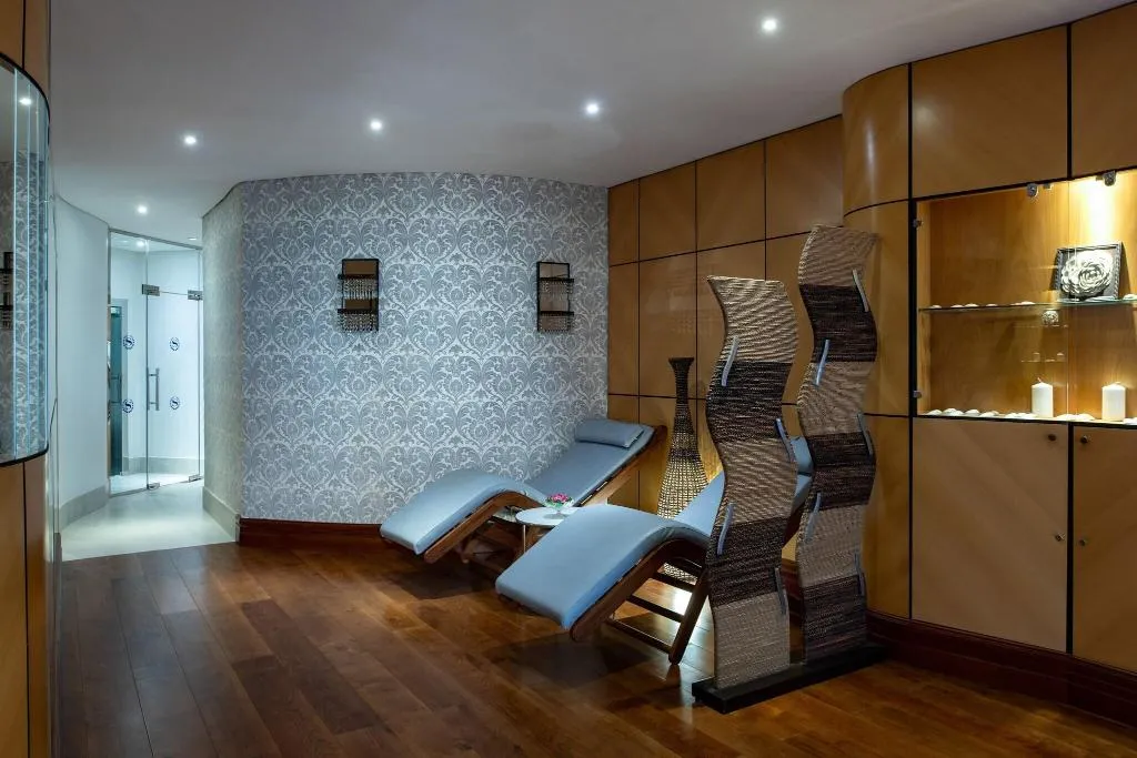 Sports and Entertainment, Sheraton Jumeirah Beach Resort, Dubai