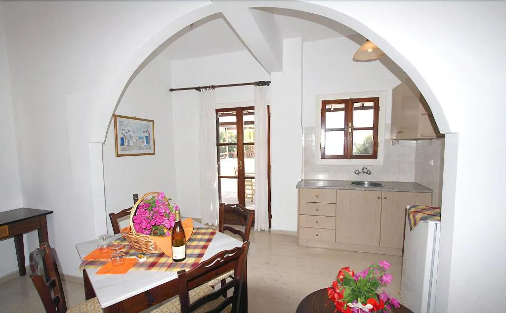 Room, Makris Beach Hotel, Santorini