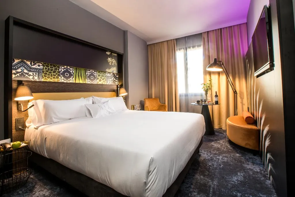 Double or Twin COMFORT Room, NYX Hotel Madrid by Leonardo Hotels, Madrid