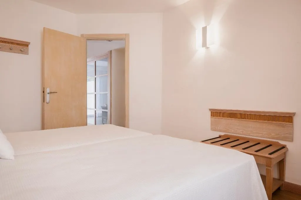 FAMILY ROOM CAPACITY 2 Room, Iberostar Waves Club Cala Barca, Majorca