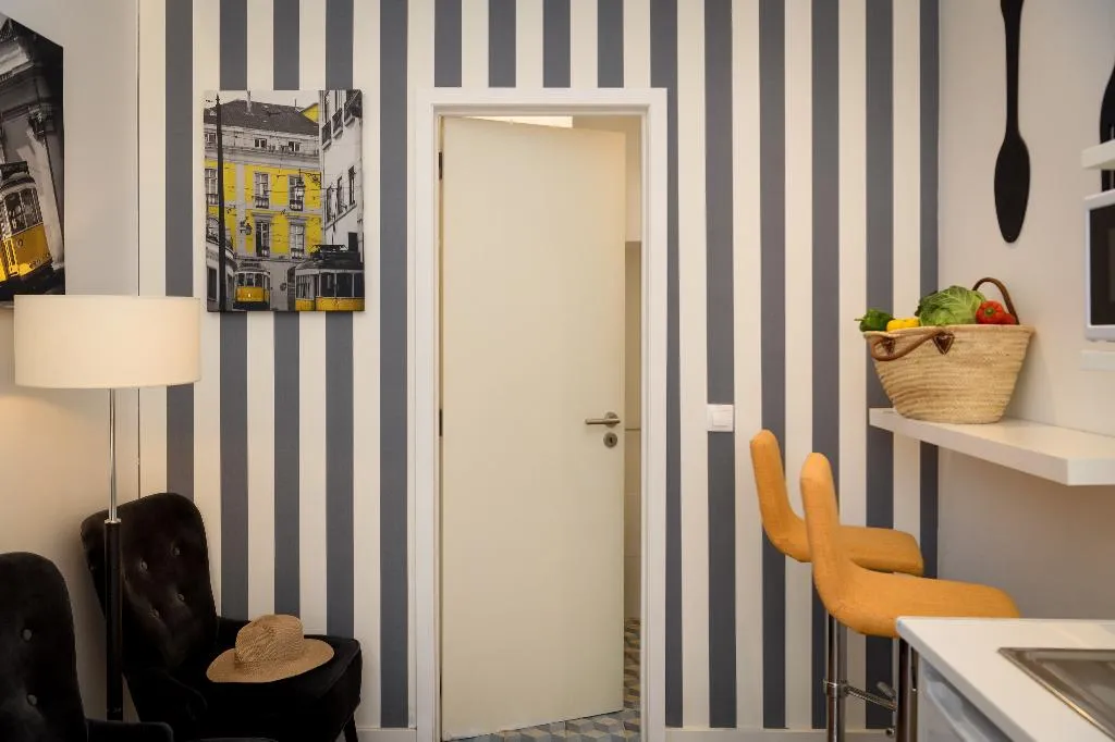STUDIO SUPERIOR Room, Alfama Yellow House, Lisbon