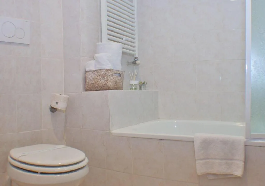 Room, Hotel Torre Di Pratolungo, Rome