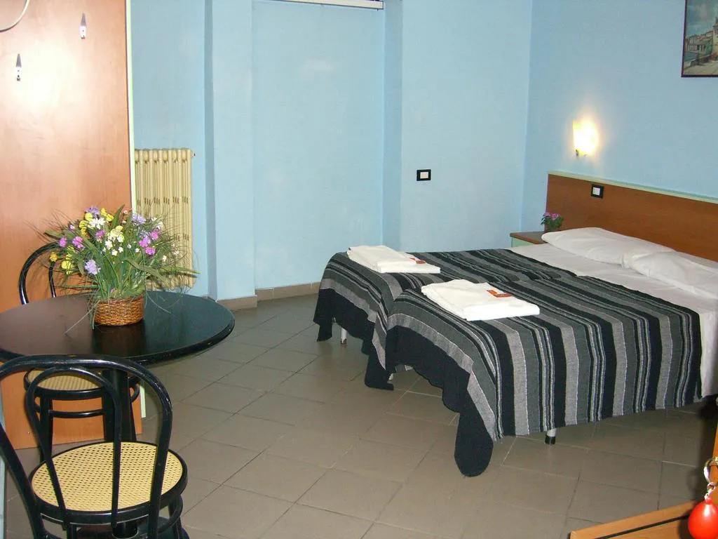 General view, Hotel Mercurio, Milan