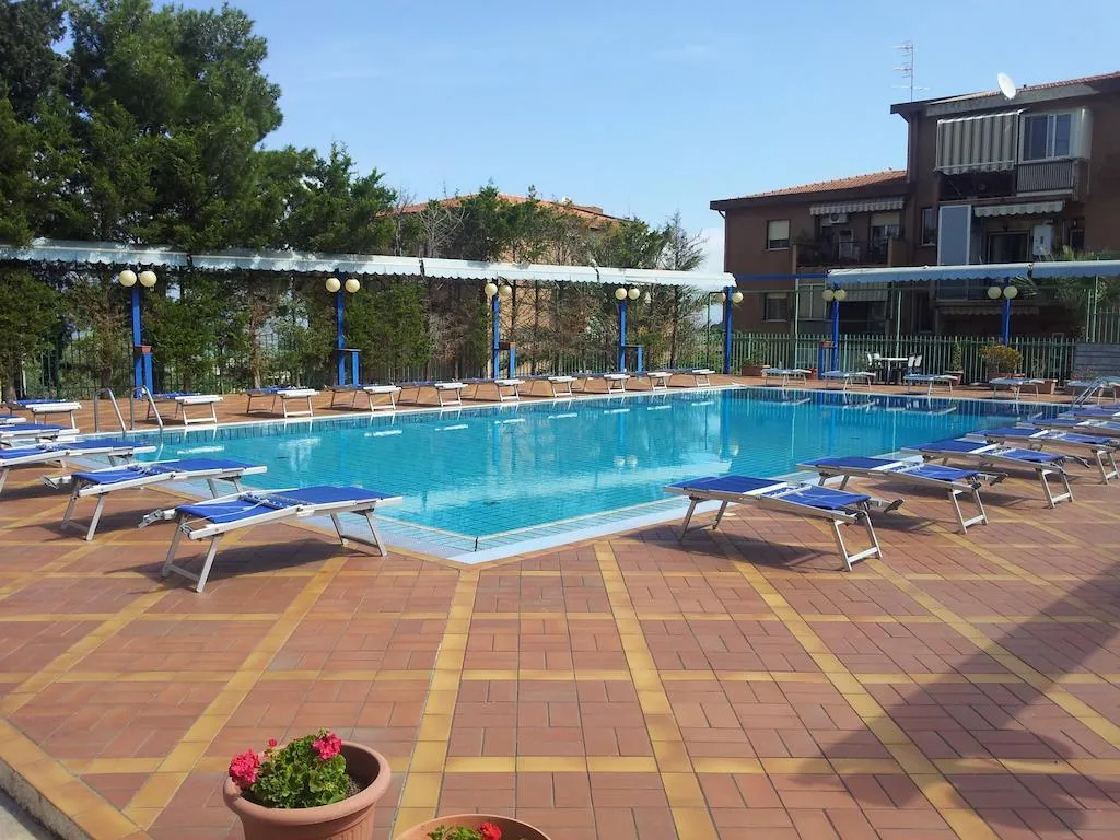 Pool, Villa Belvedere, Palermo