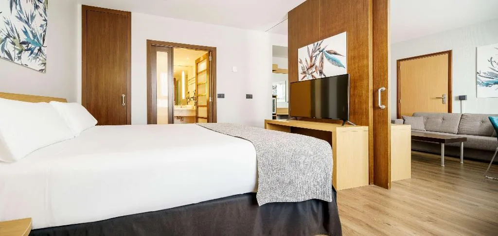 Room, Ilunion Valencia 4, Valencia