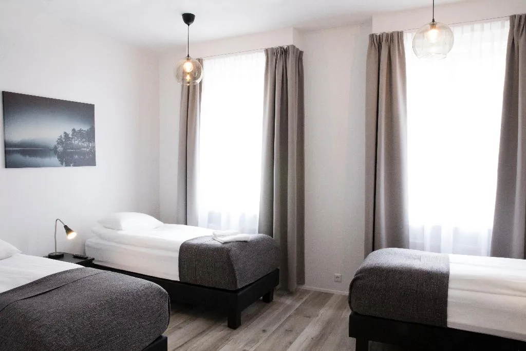 TRIPLE STANDARD Room, Fosshotel Raudara, Reykjavik