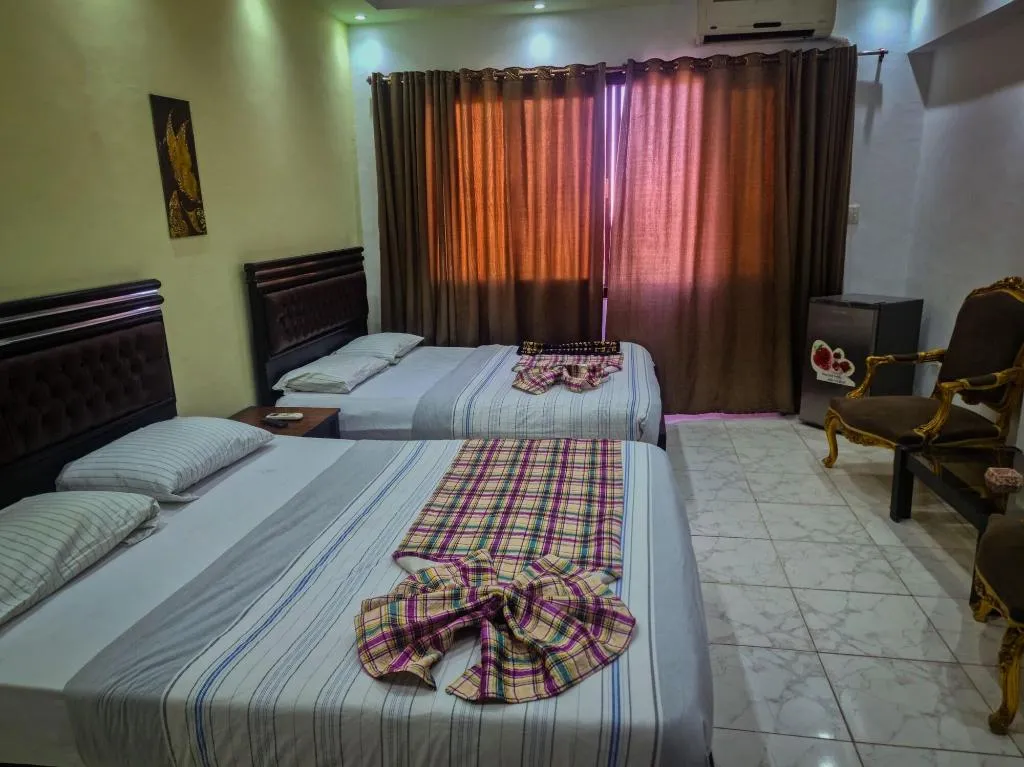 Room, Nile Sky Hotel and Suites, Cairo