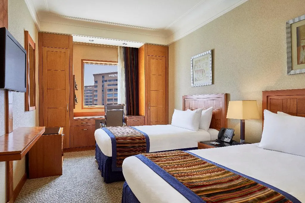 TWIN STANDARD Room, Holiday Inn Cairo - Citystars, Cairo