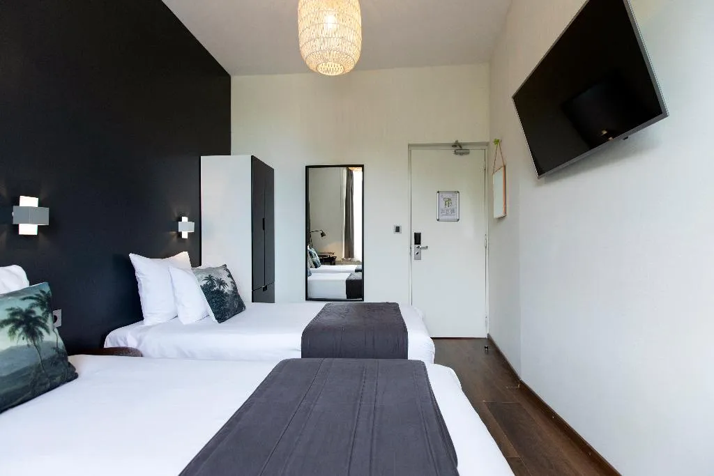 TWIN CANAL VIEW Room, Quentin Amsterdam Hotel, Amsterdam