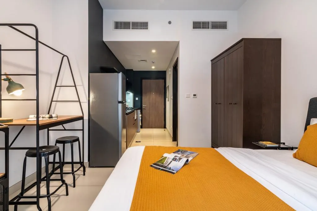 STUDIO STANDARD Room, You&Co Dubai, Dubai