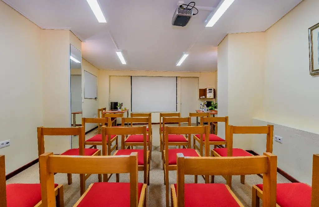 Conferences, Chrispy City Living, Crete