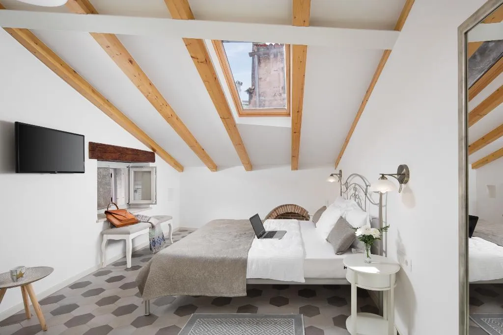 DOUBLE STANDARD Room, Noemi's rooms, Istria