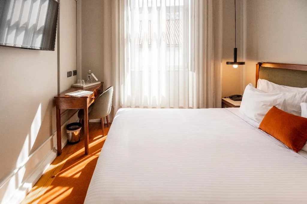 Double or Twin STANDARD Room, Avenida Boutique Hotel, Porto
