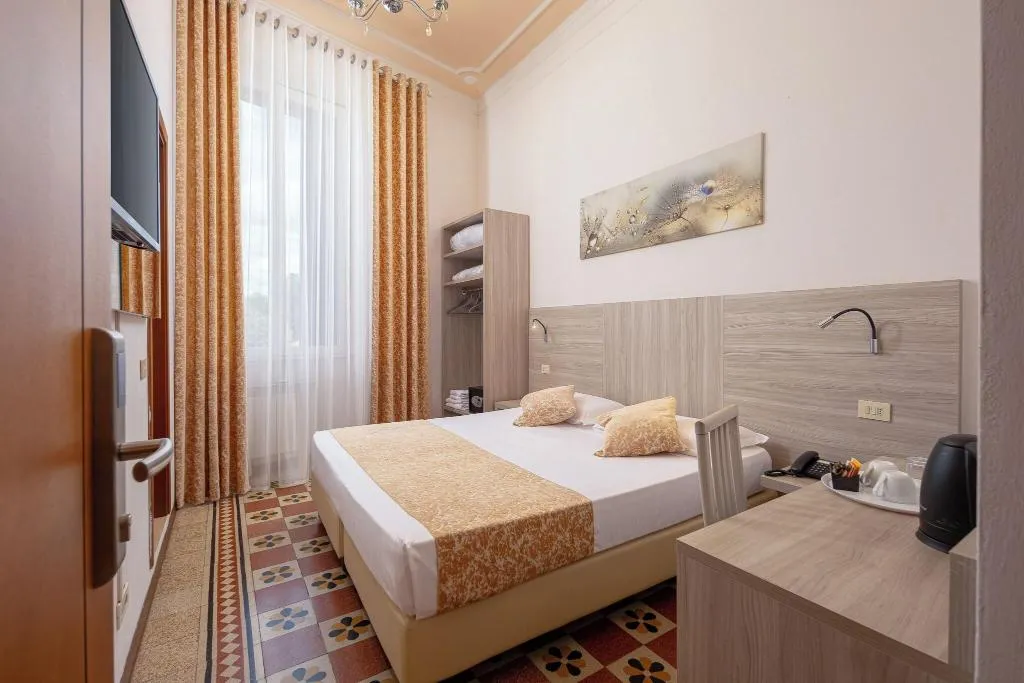 DOUBLE STANDARD Room, Lilium Hotel, Florence