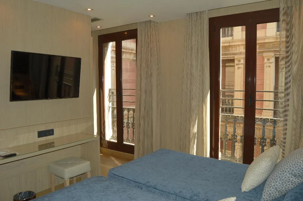 DOUBLE STANDARD Room, Rialto, Barcelona