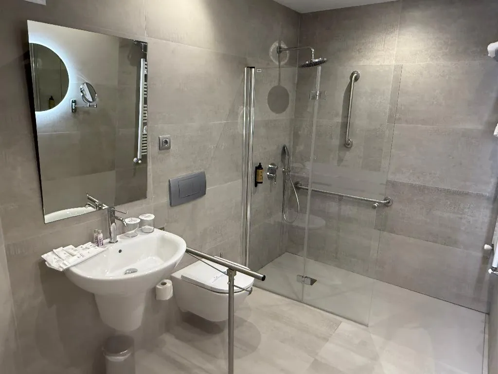 Double or Twin Accessible Room, Madeira Centro, Costa Blanca