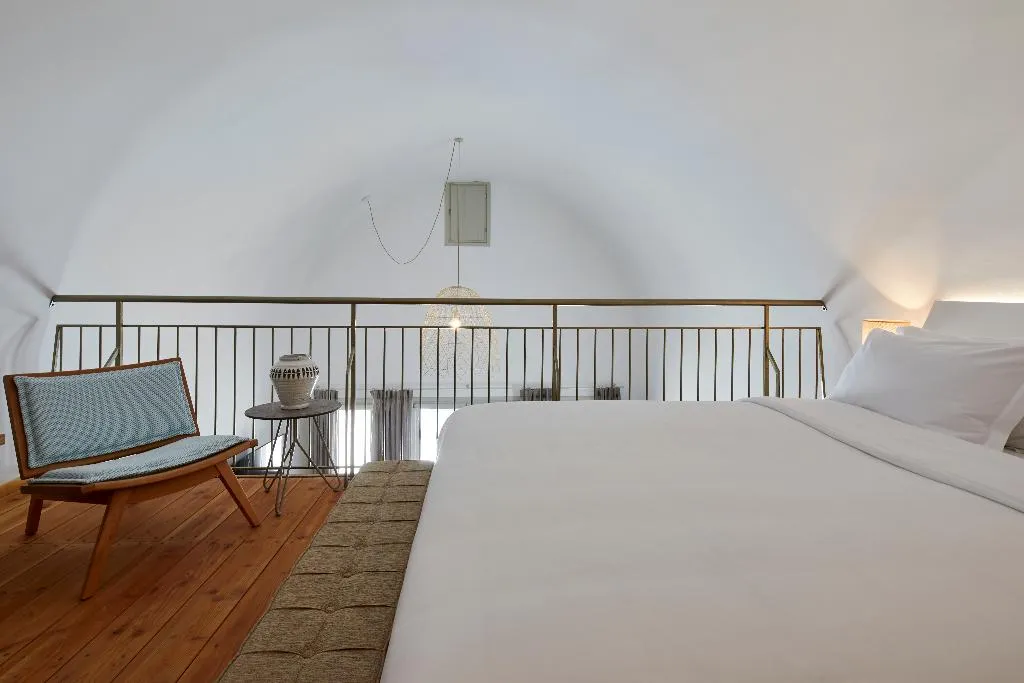 SUITE DUPLEX Room, Sea Breeze Santorini Beach Resort, Curio Collectio, Santorini