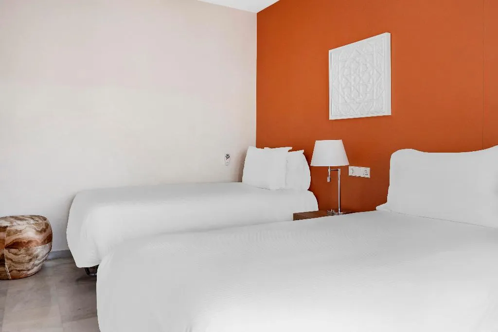 APARTMENT CAPACITY 6 TWO BEDROOMS Room, Sahara Sunset, Costa Del Sol