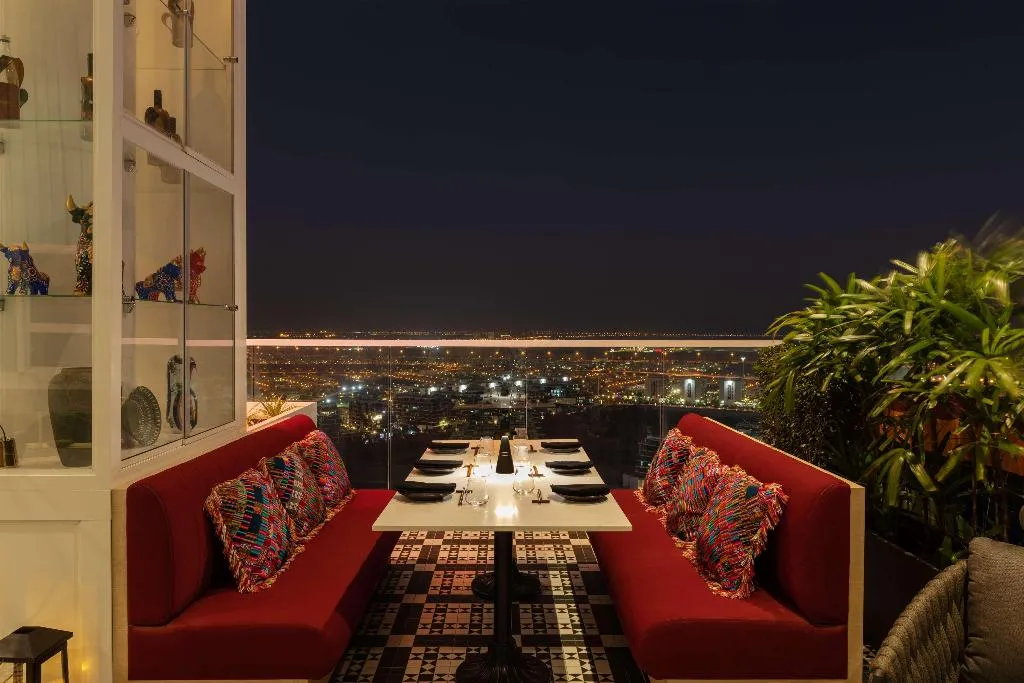 Restaurant, Radisson Dubai Damac Hills, Dubai