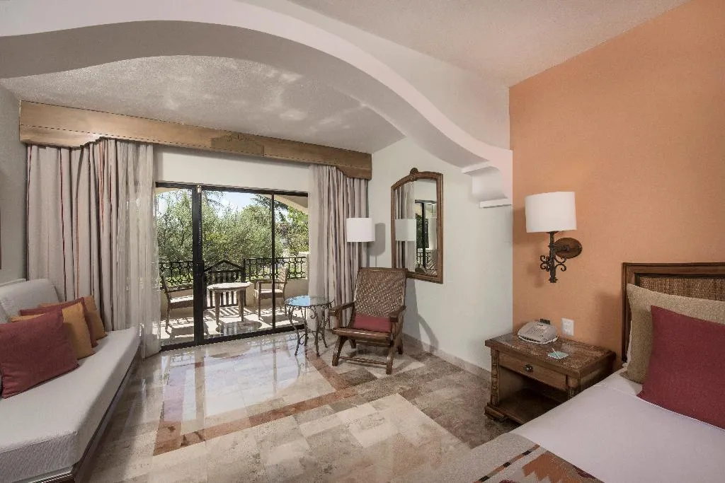 JUNIOR SUITE STANDARD Room, Iberostar Waves Paraiso Beach All Inclusive, Cancun Area