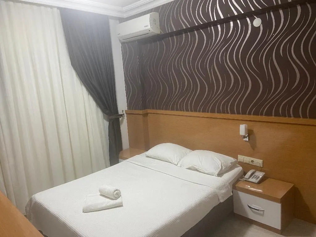 DOUBLE ECONOMY Room, Sereni̇ty Sui̇t Otel, Antalya