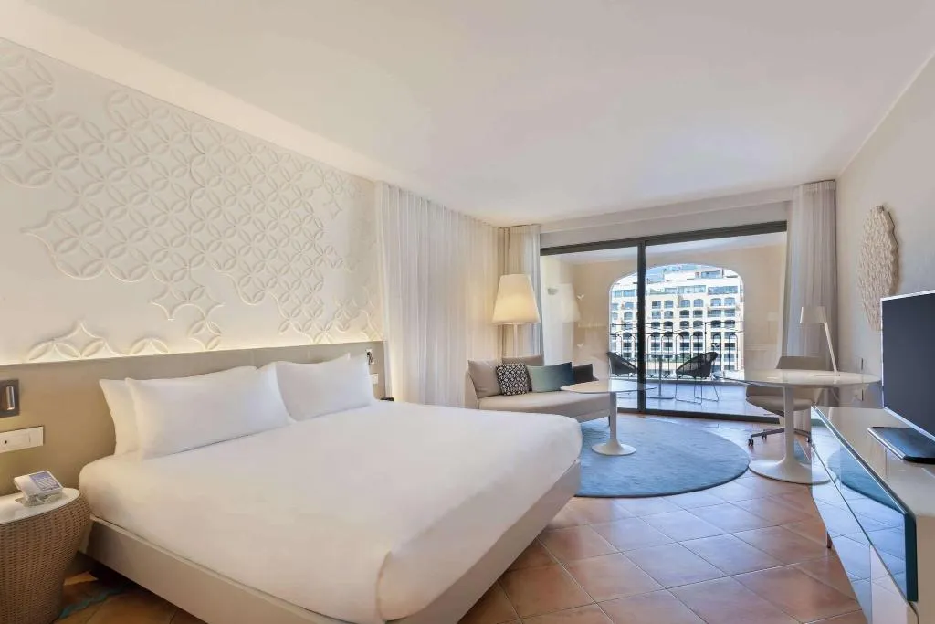 Room, Hilton Malta, Malta
