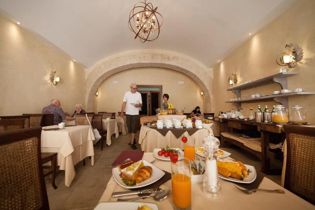Restaurant, Algila Ortigia Charme Hotel, Catania