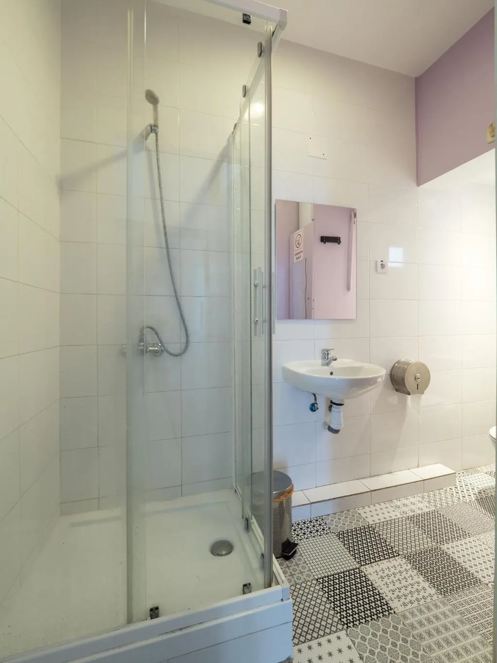 Room, Hostal Apolo Xi, Madrid