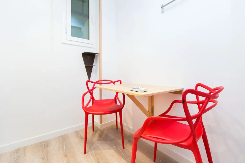 STUDIO CAPACITY 1 Room, AinB Las Ramblas-Colón Apartments, Barcelona