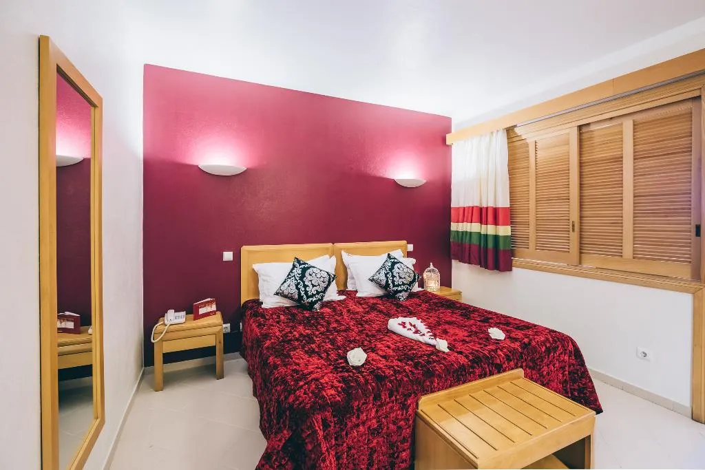 Room, Grand Muthu Forte da Oura, Algarve