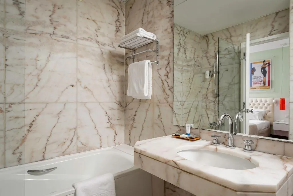 TRIPLE STANDARD Room, Florida, Lisbon