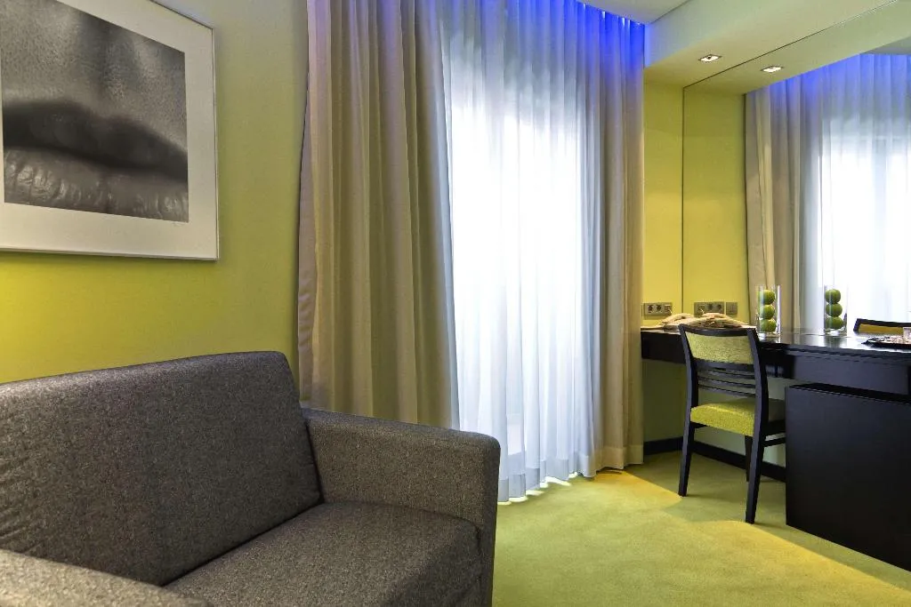 Room, SANA Capitol, Lisbon