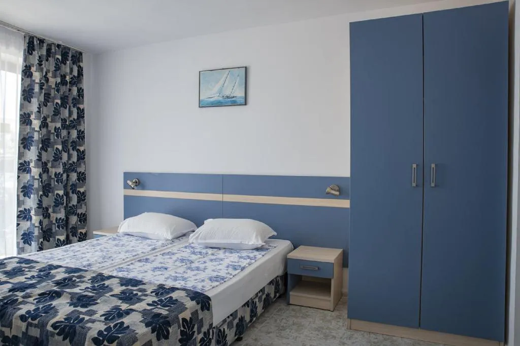 APARTMENT WITH BALCONY Room, Hotel Palace, Bourgas
