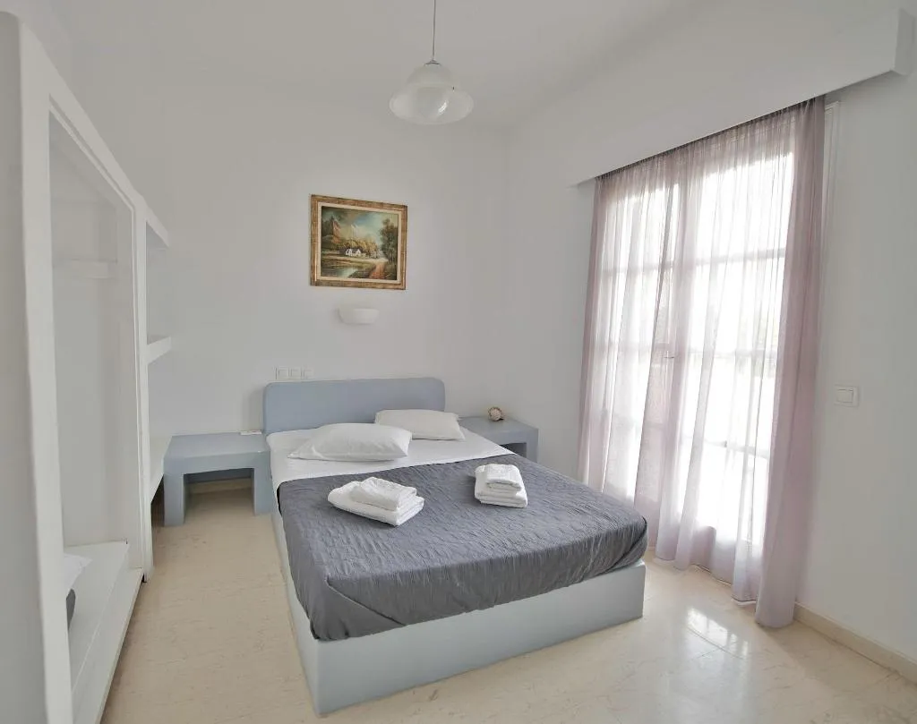 Room, Ira Apartments, Santorini