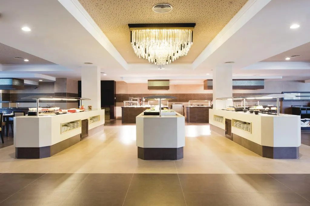 Restaurant, Hotel Riu Bravo - 0'0 All Inclusive, Majorca