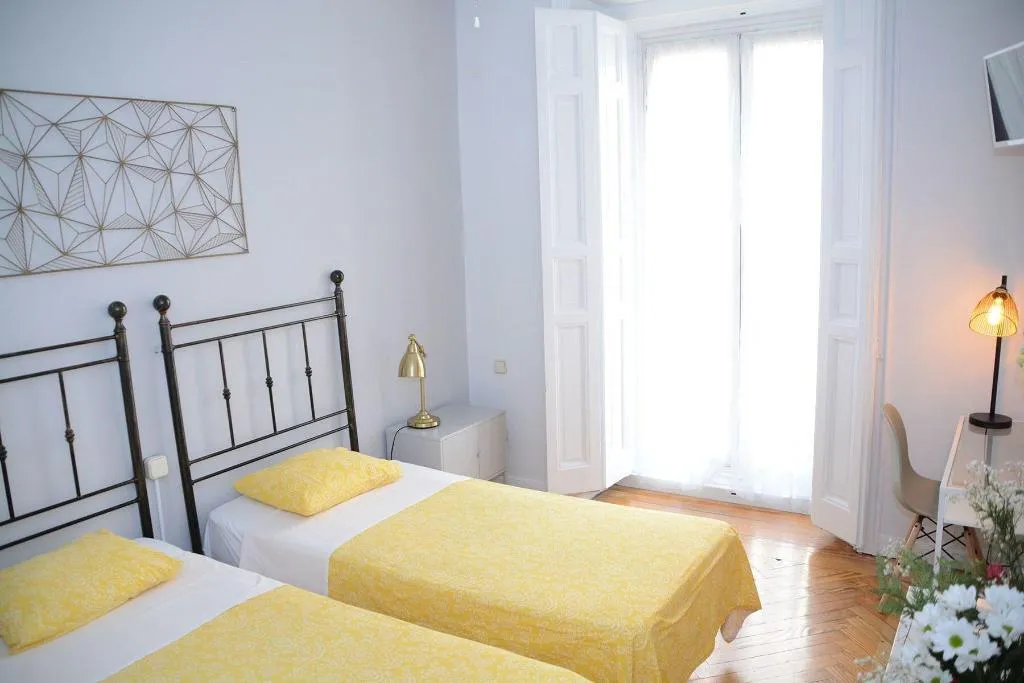 Room, Residencia Álvaro, Madrid