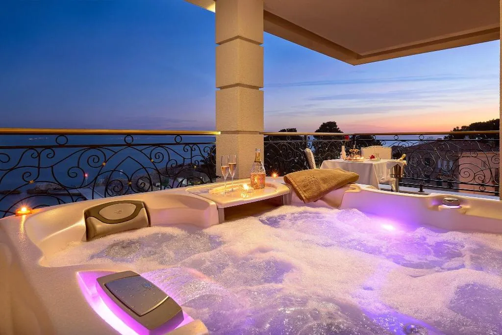 DOUBLE LUXURY SEA VIEW Room, Hotel Villa Harmony, Split