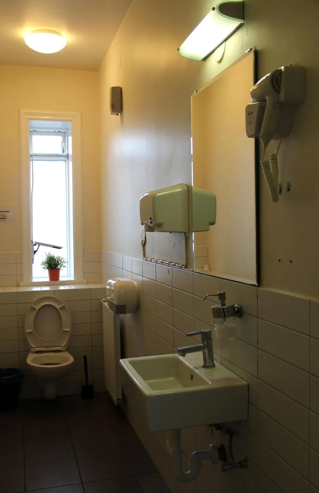 Room, Hostel B47, Reykjavik